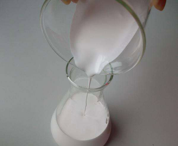 水性粘合劑消泡劑應用